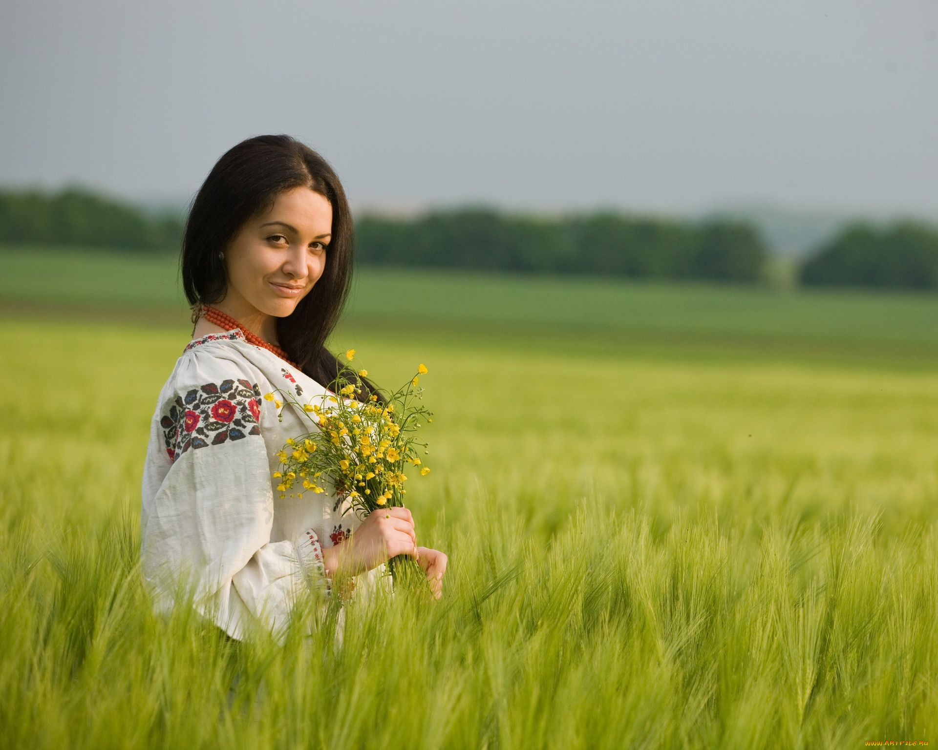Women in Slavic costumes in Vancouver
