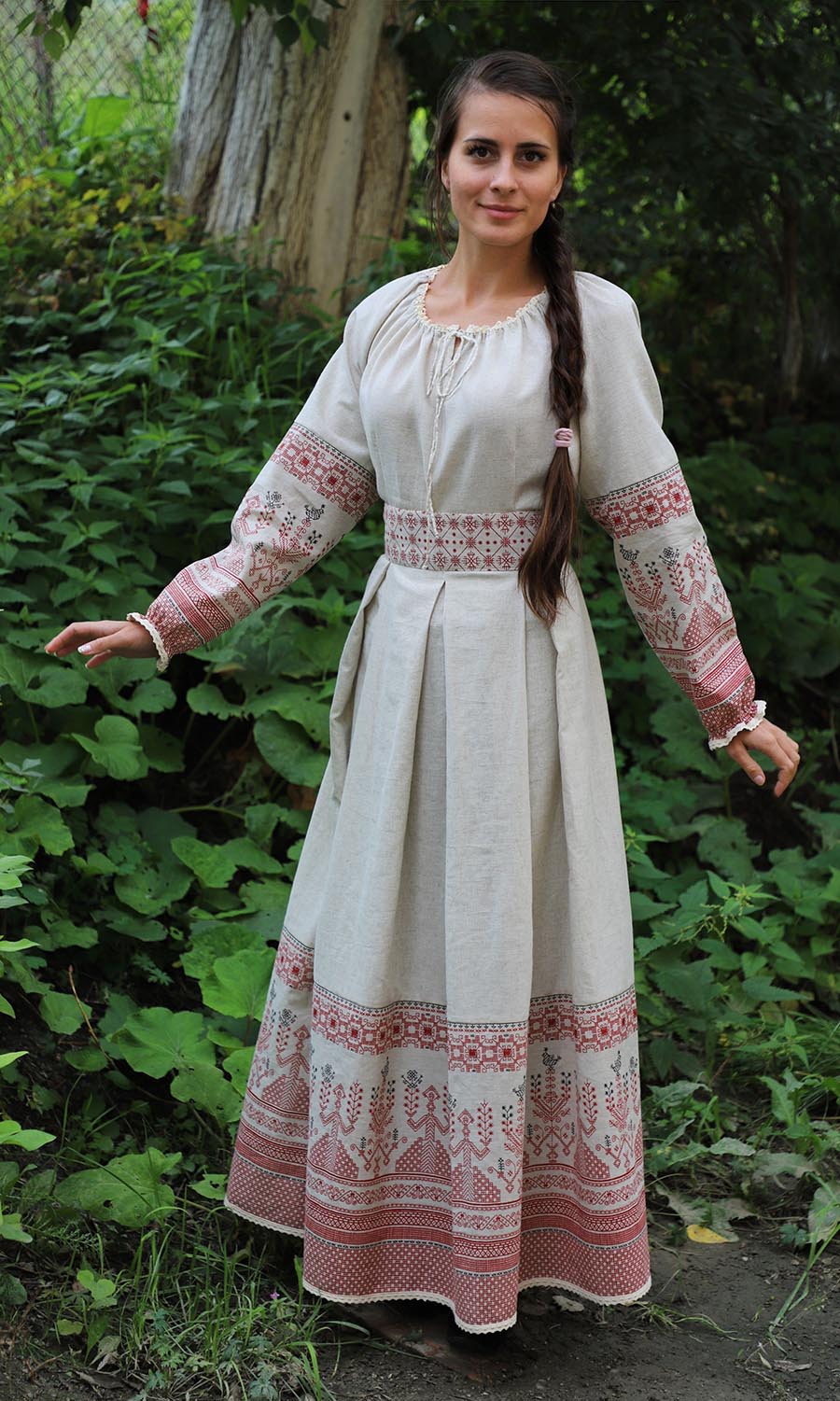 Girls in Slavic costumes in Vancouver