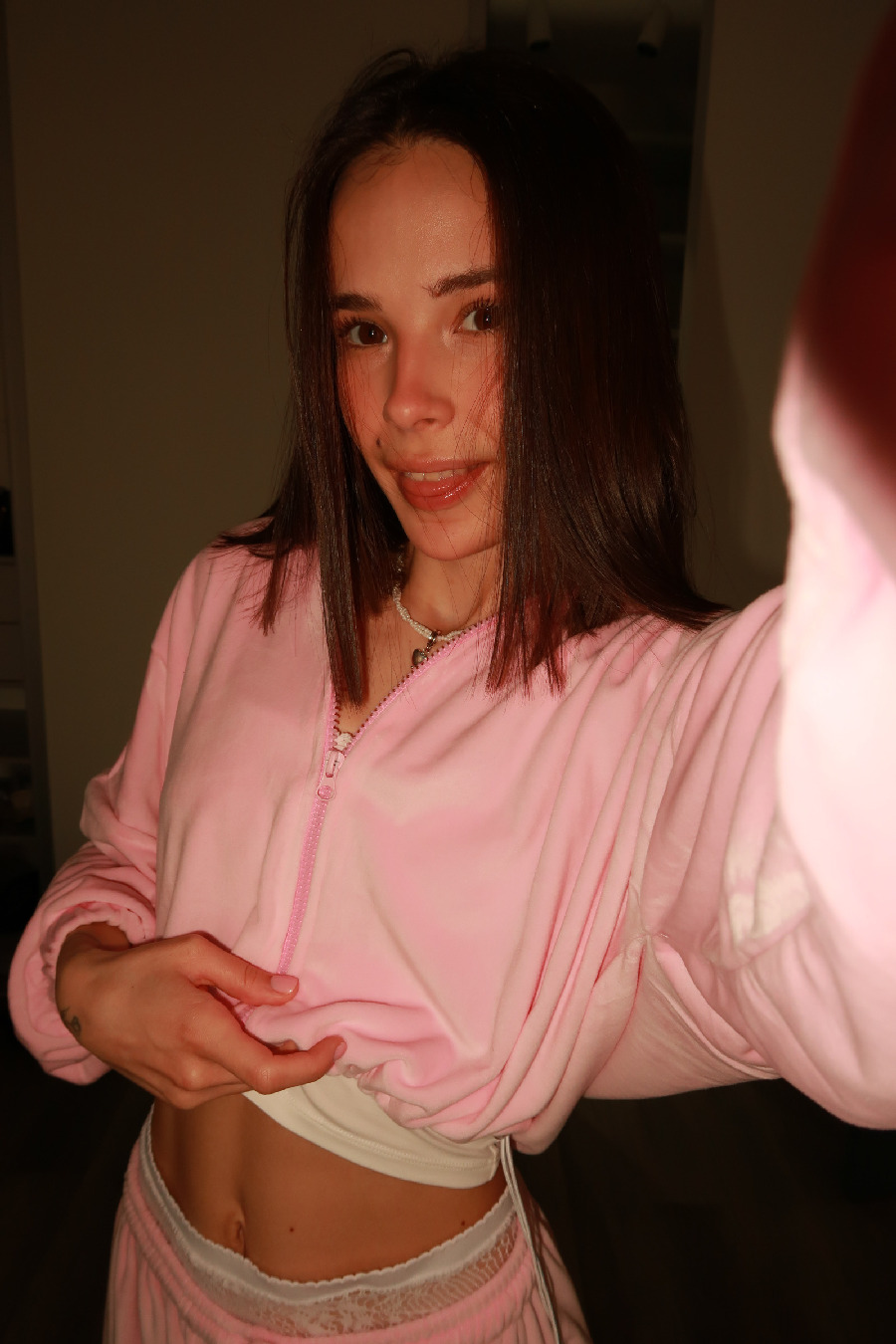 Tina brings the glow — live moments in Vancouver